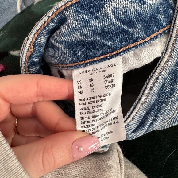 American Eagle Outfitters Ripped Blue Ankle Jeans - Picture 2 of 3